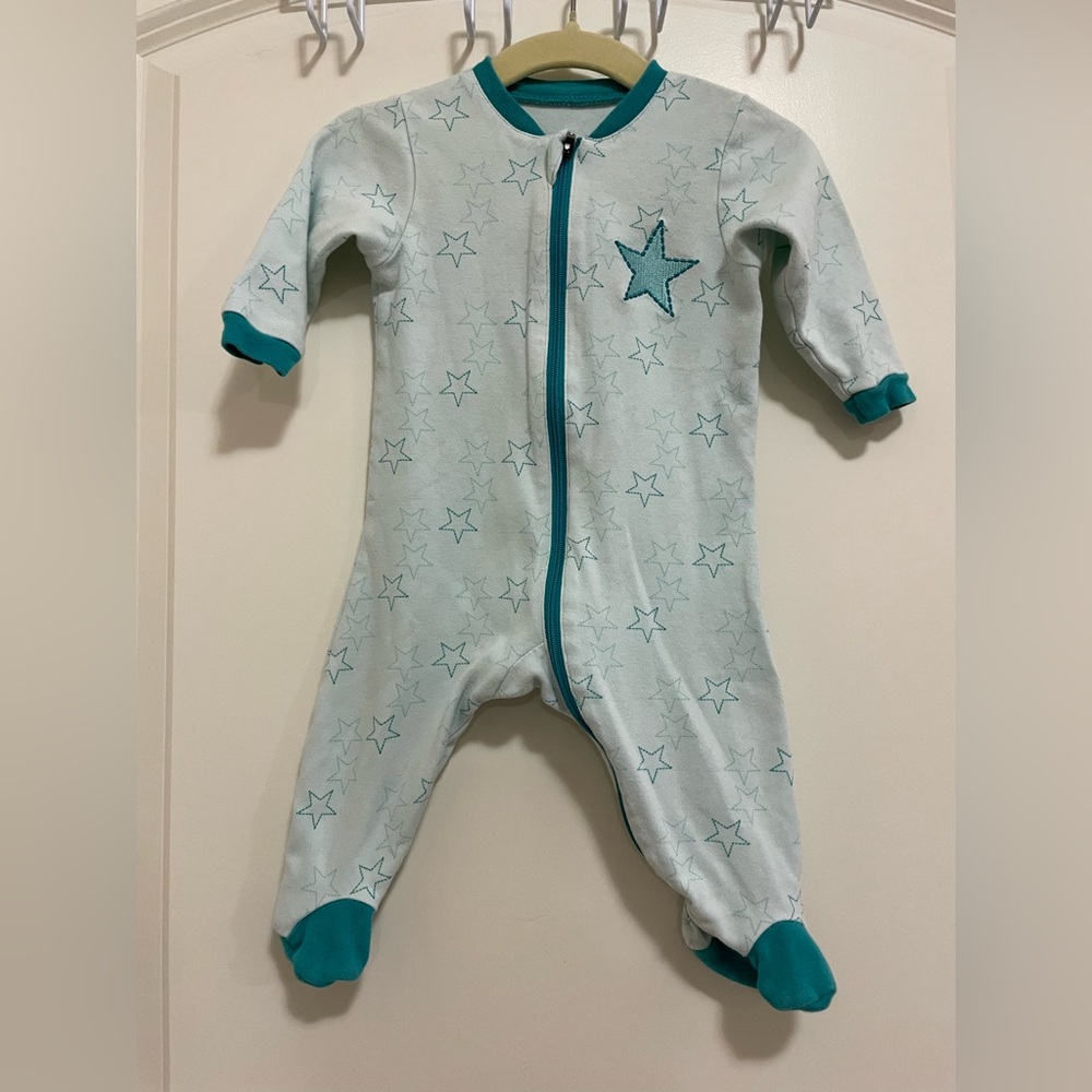 🍒4/$28🍒 Star Print Tuffy Sleeper